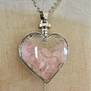 Blessings pink Crystal Chips in Faceted Glass Heart Pendant Necklace thumbnail 4