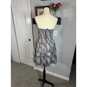 Chaudry KC 100% Silk Strapless Bubble Hem Mini Dress Abstract Print Sz Medium thumbnail 3