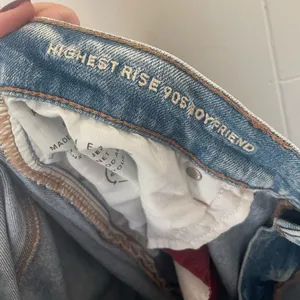 NWT American Eagle Highest Rise 90's Boyfriend Distressed Blue Jeans Plus Sz 18R thumbnail 12