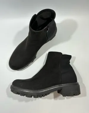 Unisa Black Faux Suede Chelsea Combat Lug Sole Ankle Boots Stretch Sz 9 M Goth thumbnail 1