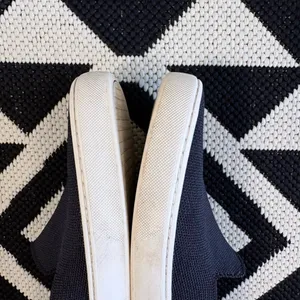 Rothy’s The Original Slip On Sneaker in Black Size 6.5 thumbnail 9