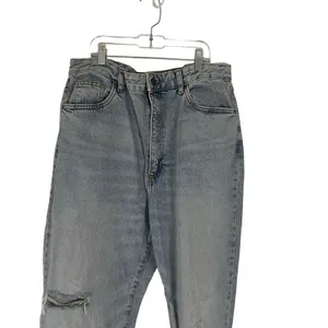 Cotton On Original Mom Jean Light Wash Distressed High Rise Blue Denim Size 10‎ thumbnail 2