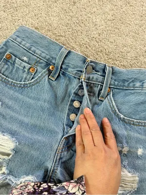 Levi’s Women’s 501 Original Fit High Rise Jean Short Distressed in Med Wash 24 thumbnail 5