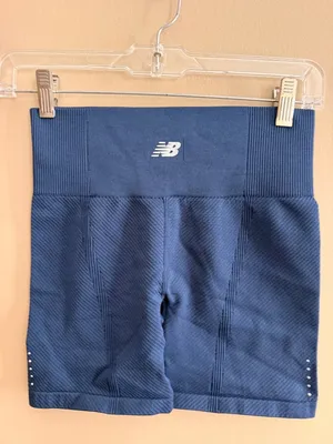 New Balance S Womens Seamless High-Waist Biker Shorts Navy Blue Size S Ribbed Te thumbnail 2
