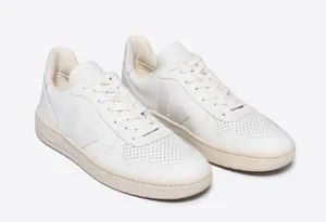 VEJA V-10 Sneakers thumbnail 3