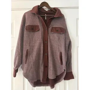 Free People We The‎ Free Ruby Jacket Wine Burgundy Fleece Shacket Medium thumbnail 2