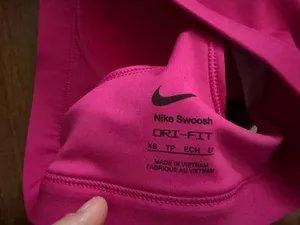 Nike Swoosh Sports Bra Women’s thumbnail 3