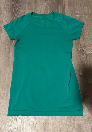 Lululemon Swiftly Tech Short Sleeve Shirt thumbnail 1