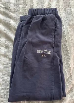 Brandy Melville Sweatpants thumbnail 1