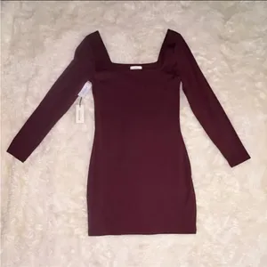 Aritzia Babaton Contour Burgandy Long Sleeve Dress thumbnail 1