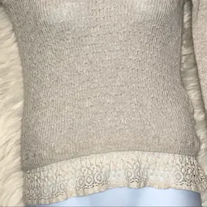 Hollister Oatmeal Lace Trim Sweater XS Lightweight Crewneck thumbnail 5