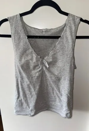 Aritzia Sunday Best Top thumbnail 1