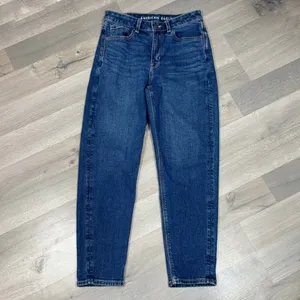 American Eagle Mom Jeans Women 2 Short Blue Tapered Leg High Rise Stretch Y2K‎ thumbnail 5