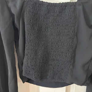Abercrombie & Fitch Black Whimsygoth Baddie Smocked Sheer Sleeve Crop Blouse XXS thumbnail 4