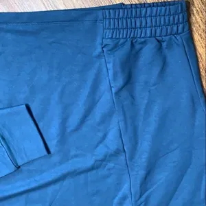 NWOT Fabletics Julie Dolman Sleeve Crew Sweatshirt thumbnail 5