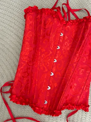 Red corset top thumbnail 3
