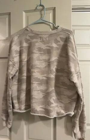 American Eagle Sweatshirt thumbnail 3