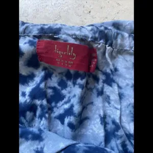Free People Tiger Lily Blouse Womens Asymmetrical Off Shoulder Top Tie Dyed Color Size 8‎ thumbnail 2