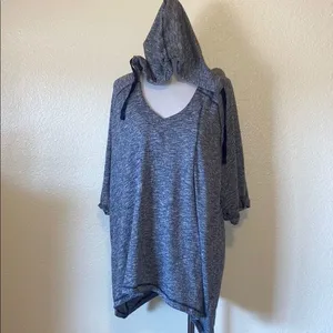 Lane‎ Bryant Short sleeved plus size hoodie women’s size 22/24 thumbnail 2