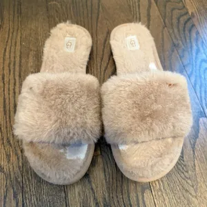 UGG® › Cozette Genuine Shearling Slipper Sz 9 $110 thumbnail 1