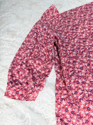 Time and Tru Pink Floral Square-Neck Puff Sleeve Blouse thumbnail 6
