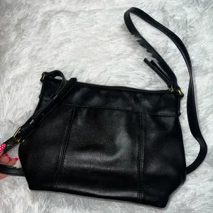 Fossil Black Leather Shoulder Bag with Long Adjustable Strap thumbnail 3