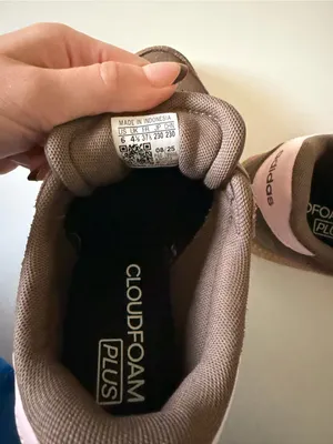 Adidas Sneakers Size 6 thumbnail 4