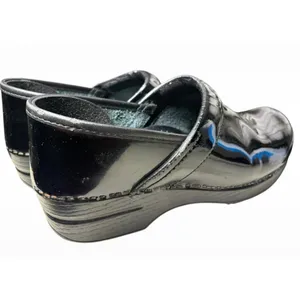 Dansko Professional Black Patent Leather Clogs Womens 10.5 EU 41 Nursing Shoes thumbnail 2