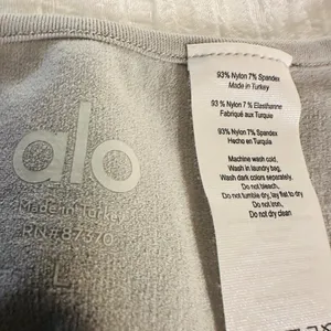 ALO Yoga Gray Cutout Tank Top thumbnail 2