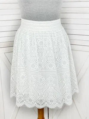 Bebe Lace Scallop Hem Mini Skirt White Medium Elastic Waist Cottagecore Layered thumbnail 1