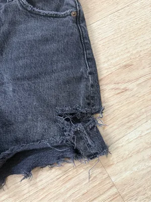 Abercrombie and Fitch The Dad High Rise Shorts Washed Black Size 25 thumbnail 4