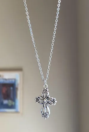 Handmade vintage antique goth cross necklace✝️ thumbnail 3