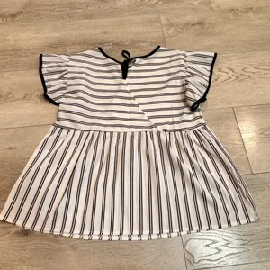 Womens Striped Flutter Sleeve Peplum Top‎ Small S Black White Casual Chic thumbnail 2