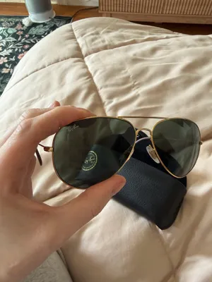 Ray-Ban Aviator Gold and case  thumbnail 4