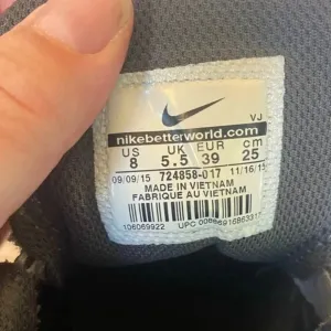 Nike FLEX‎ TR5 women’s size 8 GRAY PINK thumbnail 6