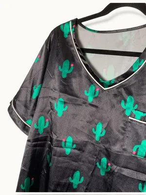 Women’s XL Cactus Pajama Set 2 Piece Satin Short Sleeve Wide Leg Capri PJs thumbnail 5