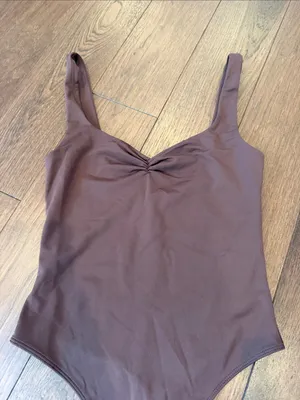 Babaton Contour Sweetheart Bodysuit in Brown Size Medium - C11-716 thumbnail 4