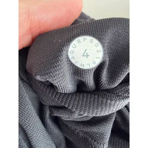 Lululemon Hotty Hot Short II 2.5" size 4 thumbnail 4