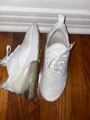 Nike Air Max 270 thumbnail 3