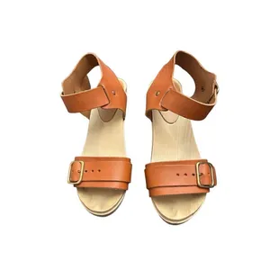 BRYR CLOGS Size 36 Tan thumbnail 3