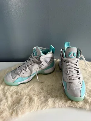Nike Air Jordan Women’s Jumpman Two Trey Tropical Teal Sneakers thumbnail 2