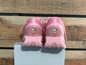Women’s Nike DN8s size 9 thumbnail 6