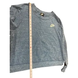 Nike Women’s 2X Blue Lightweight Pullover Sweatshirt Swoosh Logo Athleisure thumbnail 6