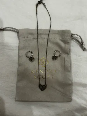 Kendra Scott Set  thumbnail 1