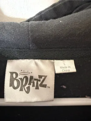 Black Zip thumbnail 4