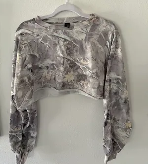 camo crop top  thumbnail 1