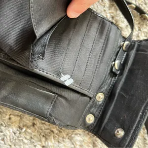 G.H.‎ Bass & Company Black Leather Wallet Crossbody Purse thumbnail 12