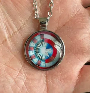 Victoria's Secret Iron Man VS Captain America necklace thumbnail 8