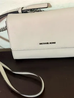 Michael Kors Cream Leather Crossbody Wallet thumbnail 3