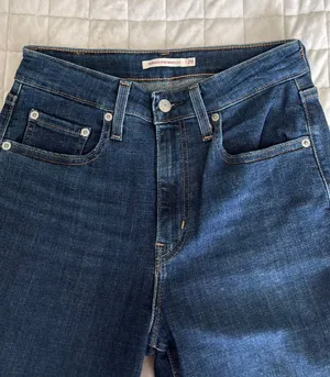Levi’s Bootcut Women’s Jeans thumbnail 1